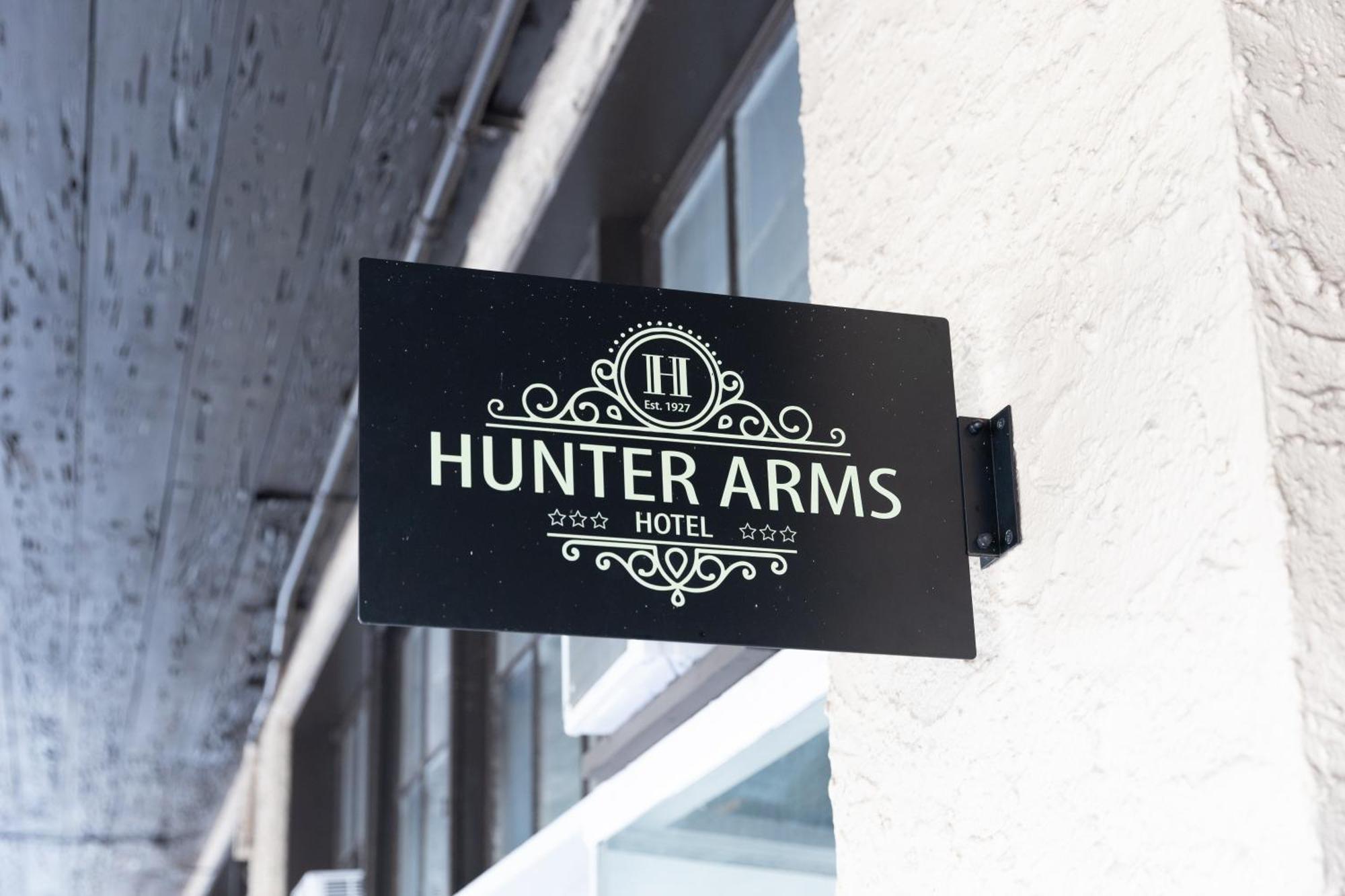 Hunter Arms Hotel Saint Cloud Exterior photo